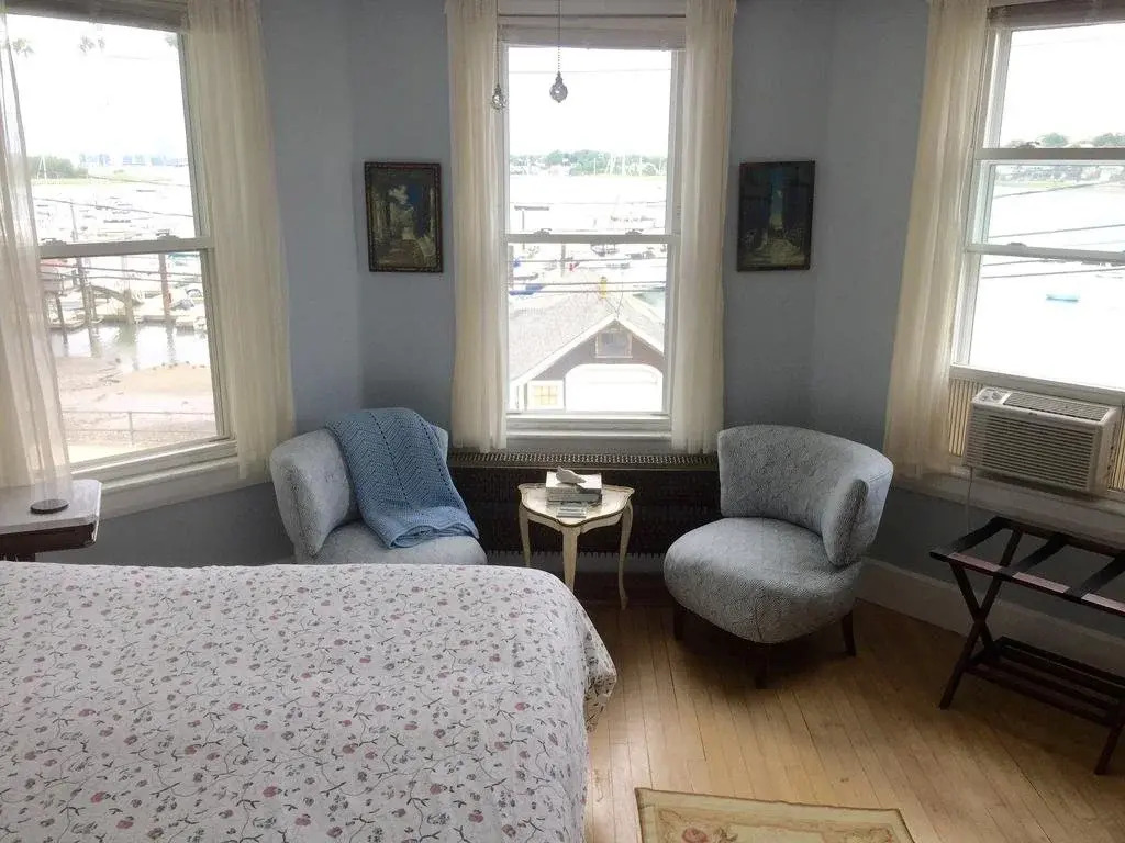 Harrington House Bed & Breakfast