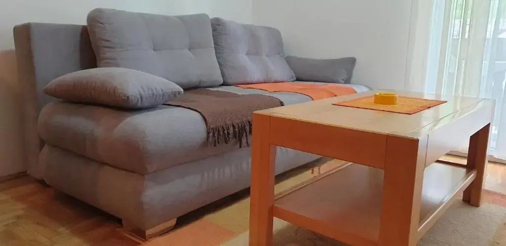 Apartment Caka