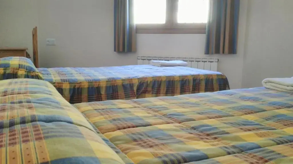 Casa Rural Lahuerta Apartamentos GUADALAVIAR