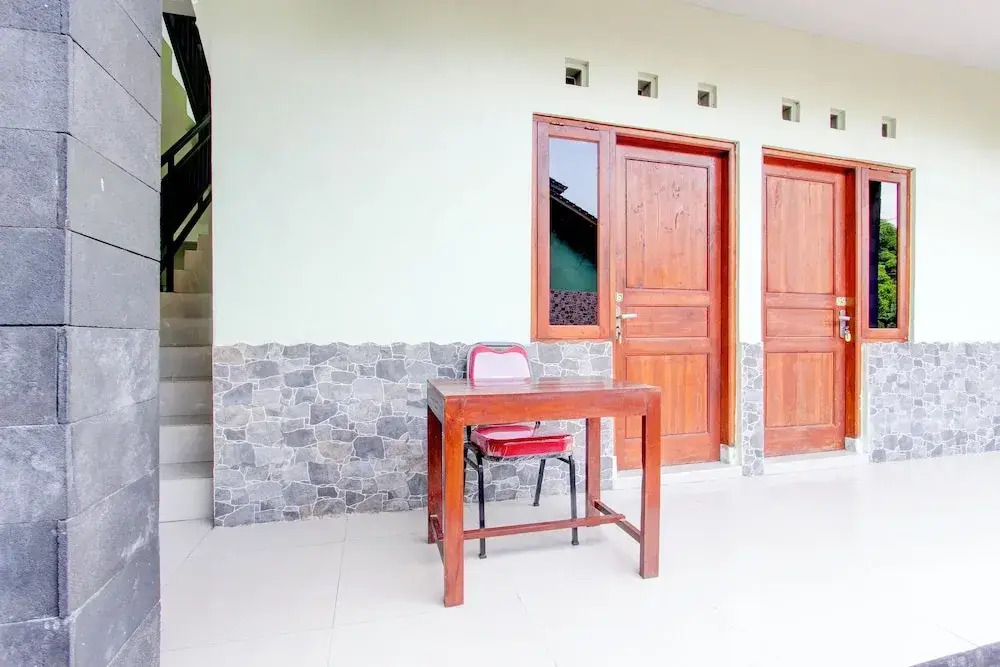 Hotel O Sleman Near Bandara Adi Sutjipto Formerly Joglo Sorogenen