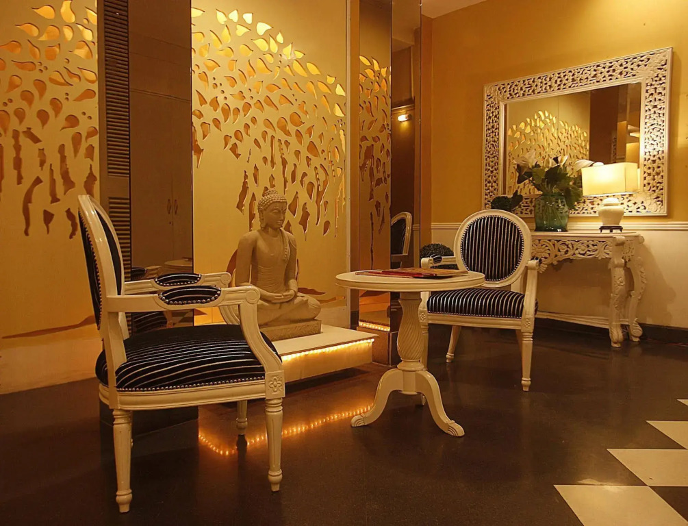 Hotel Ajanta - Colonial Charm Award Winning Luxury Hotel in the Heart of the City