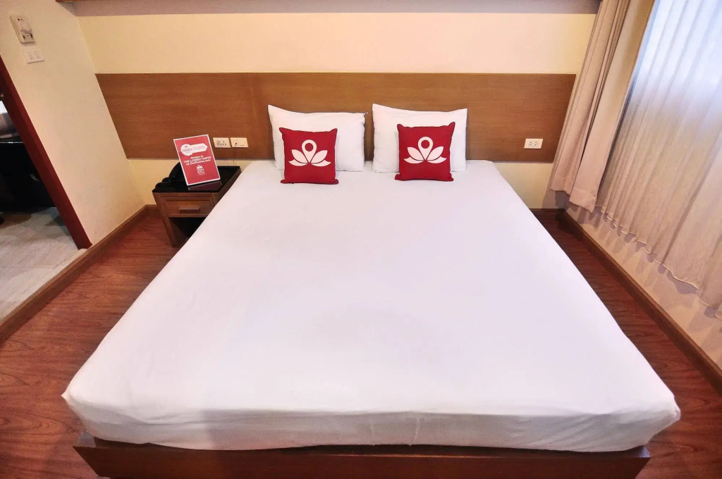 ZEN Rooms Surawong
