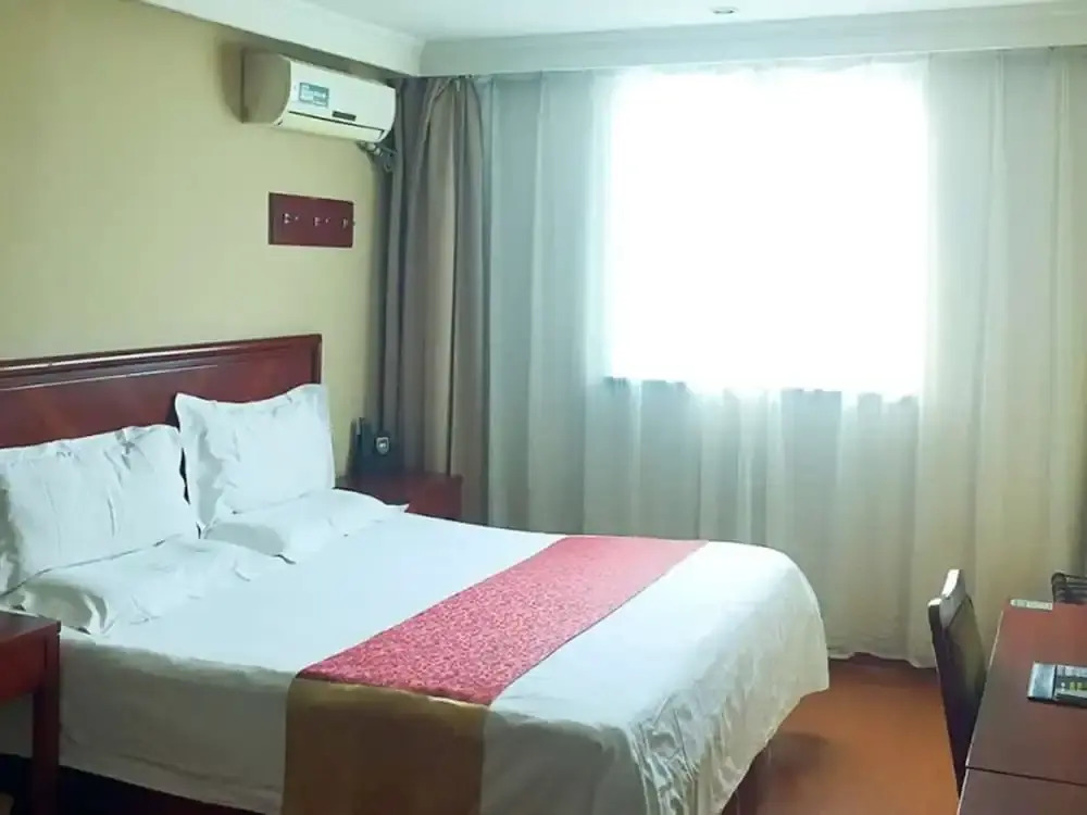 GreenTree Inn Xuzhou Railway Station Hotel