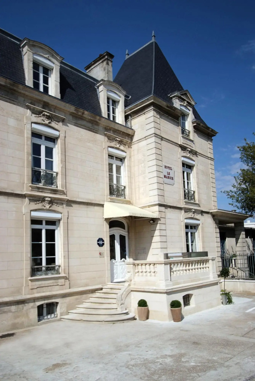 Le Manoir Hôtel