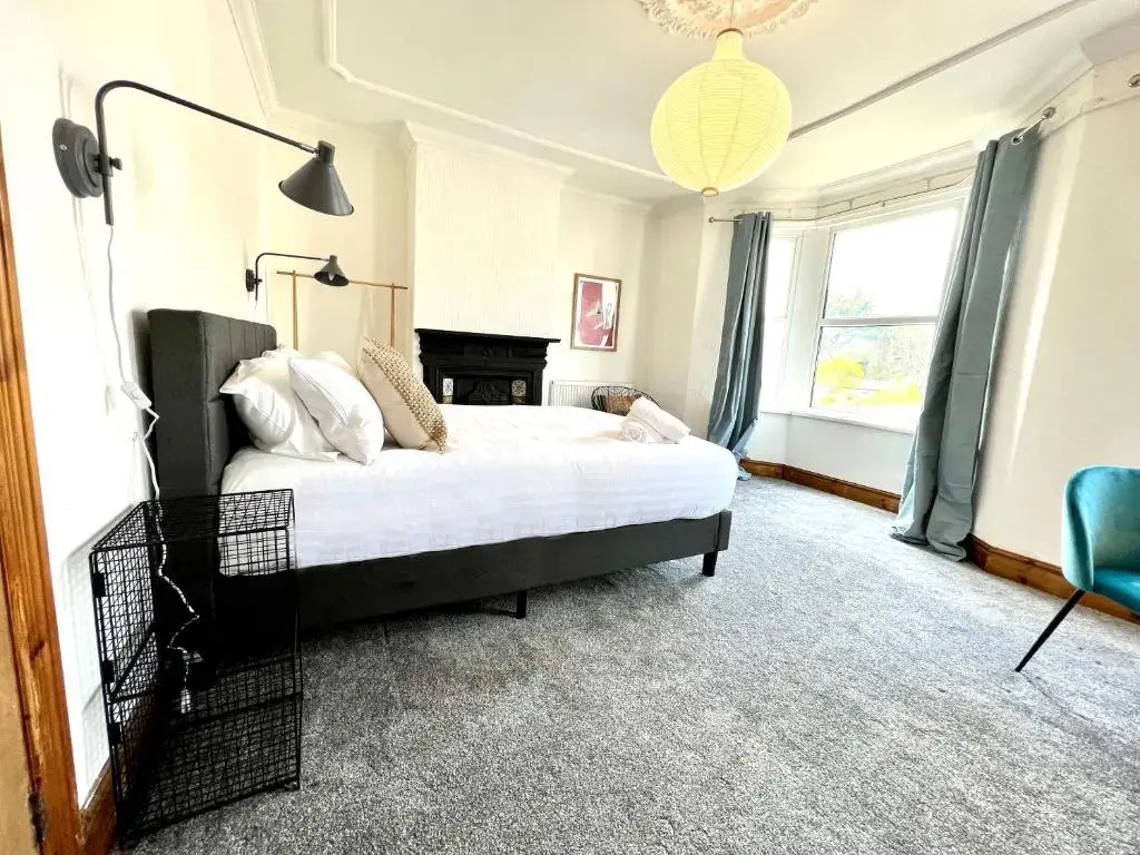 Whitchurch House by Switchback Stays