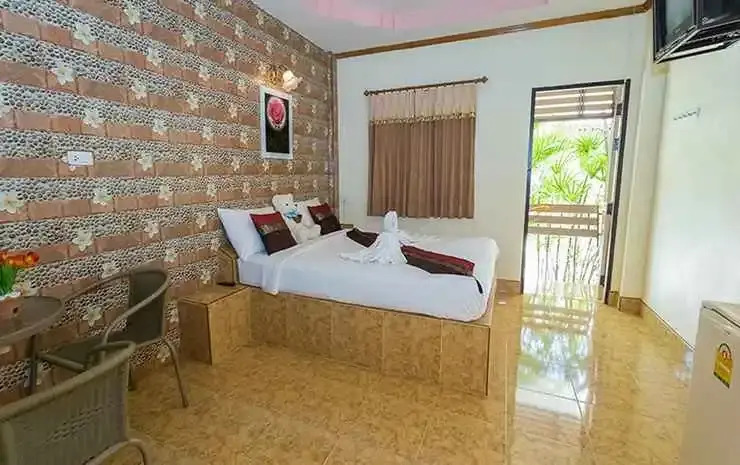 Baan Suan Rim Nam Resort