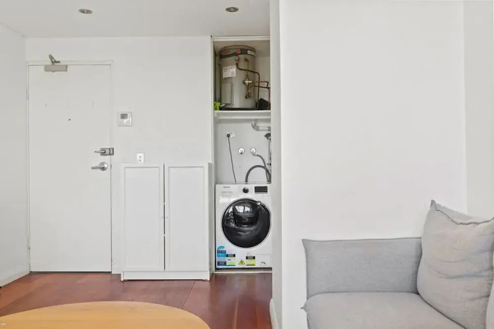 Prime Location 2-bed Apartment With Parking