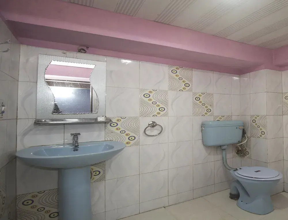 OYO 3303 Hotel Broadway Annexe
