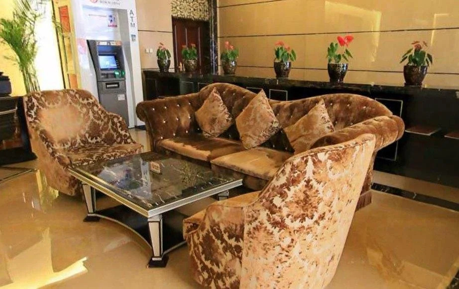 Yifeng Harbour Hotel