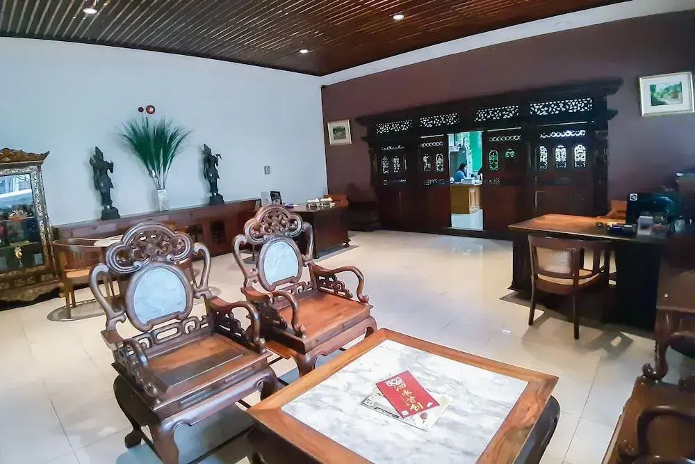 Whiz Residence Darmo Harapan Surabaya