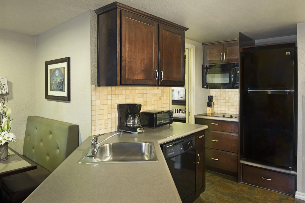 London Bridge Resort