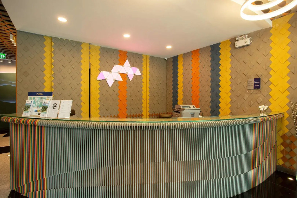 Prime Square Hotel