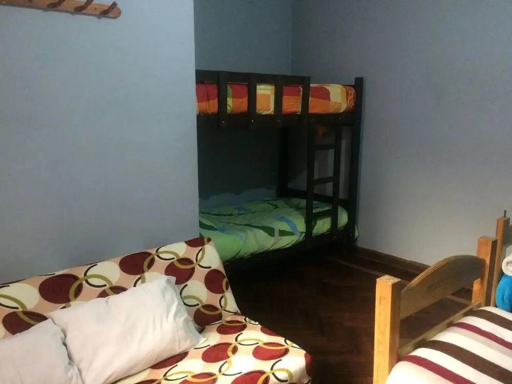 Explorers House - Hostel