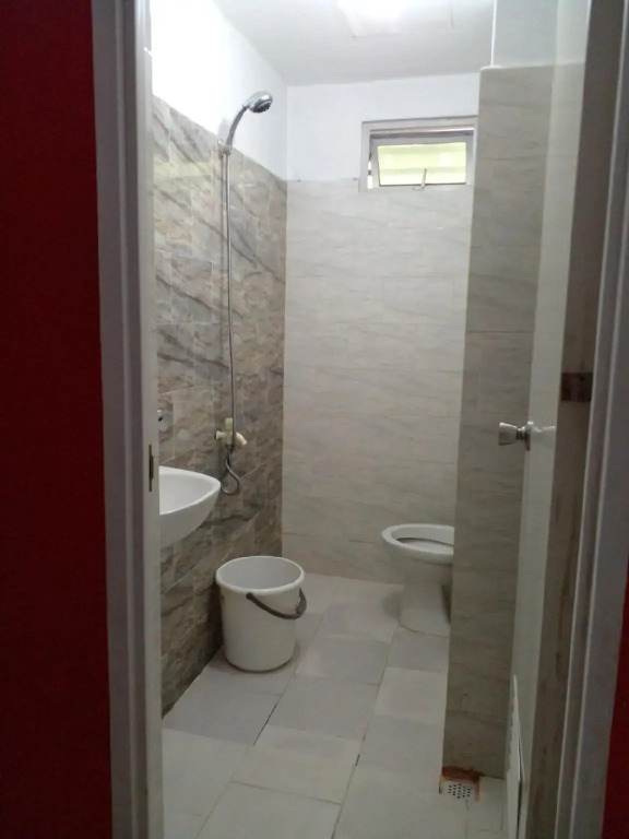 1109 Red Manor