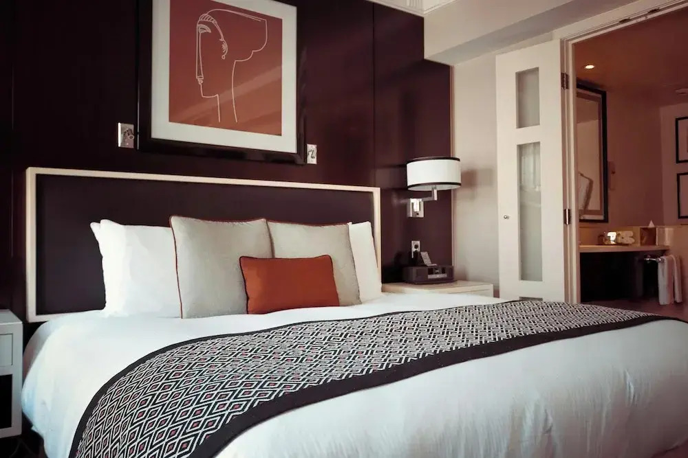 The 9Th Element Hotel