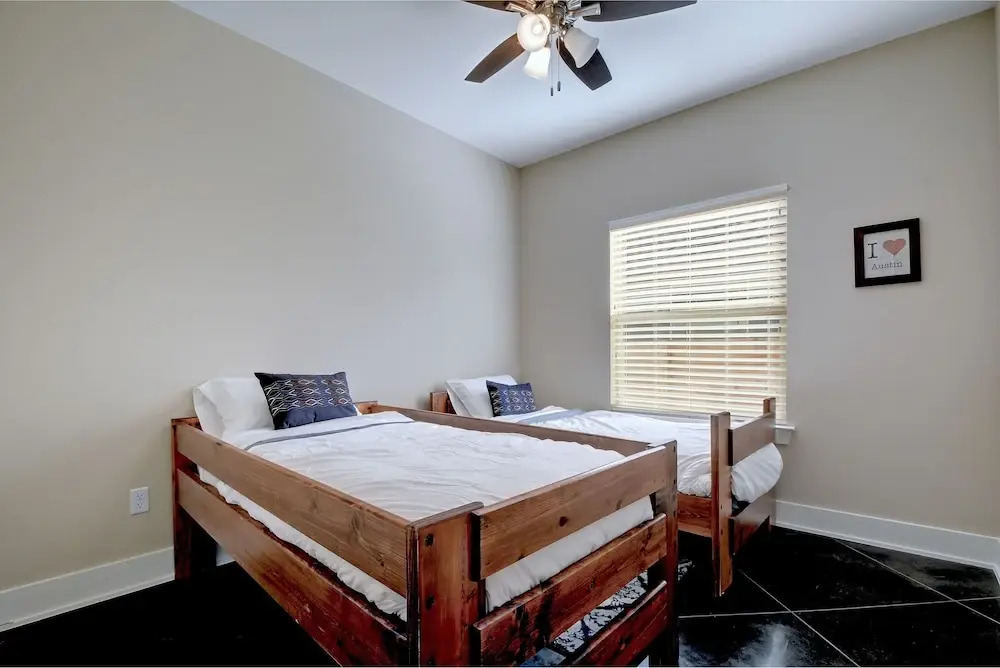 17514 Village Drive Home 4 Bedrooms 2 Bathrooms Home