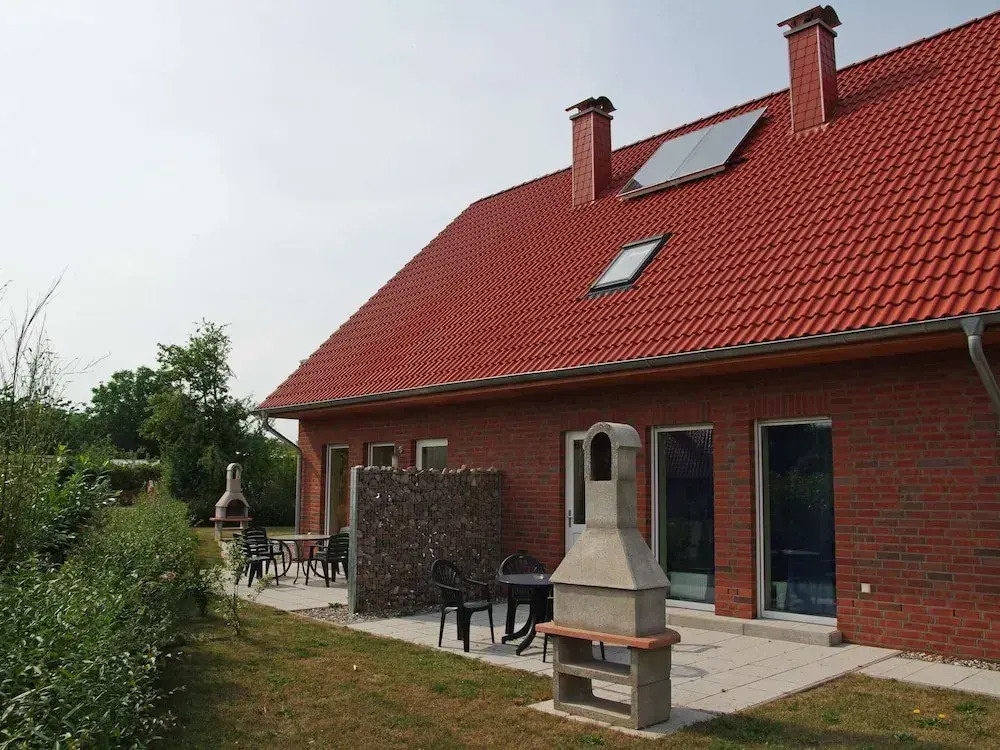 5-zimmer-ferienunterkunft in Zierow mit Garten