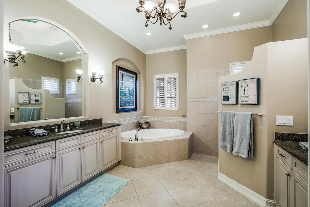 MAJ8978 4 Bedroom Holiday Home by Marco Naples Vacation Homes