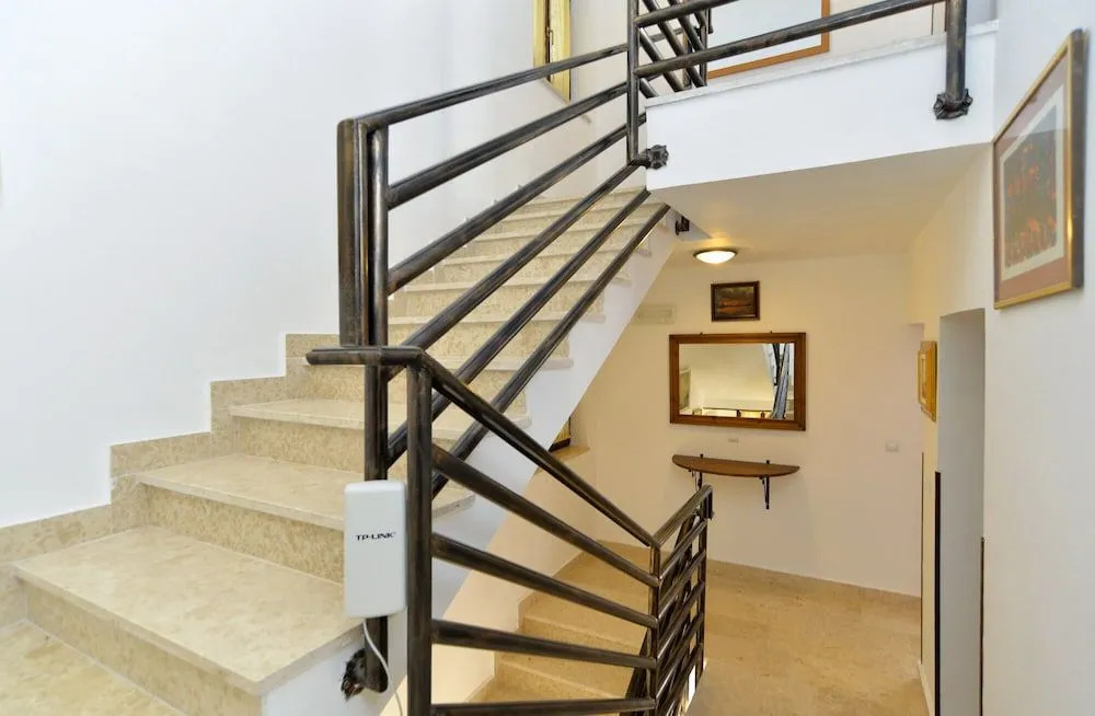 Apartment 1787