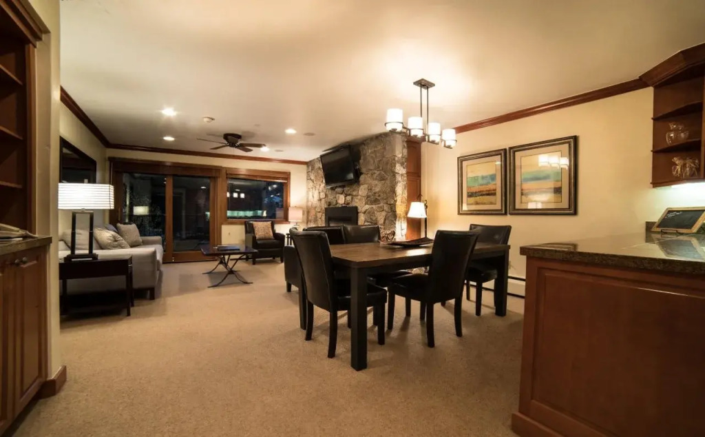 Manor Vail Lodge