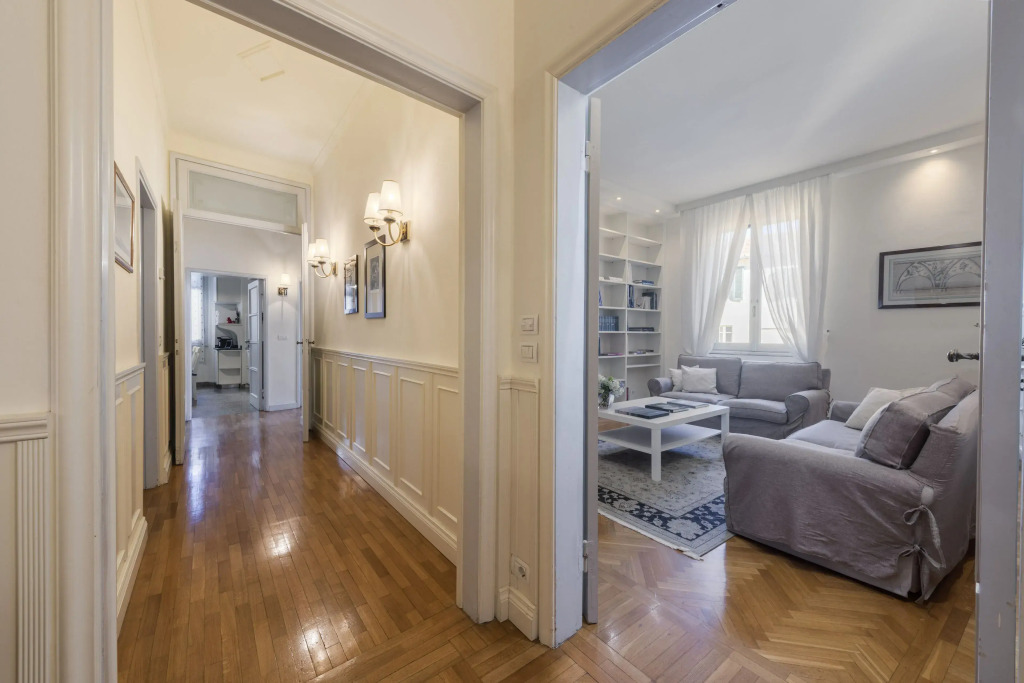 Art and Luxury Apartments