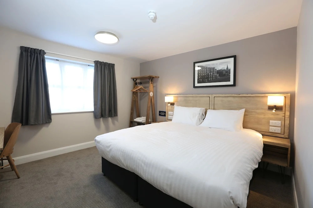 Green Lodge, Wirral by Marstons Inns