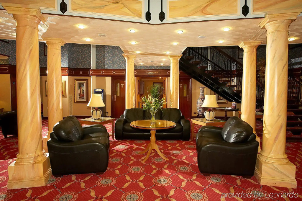 Lakeside Lodges