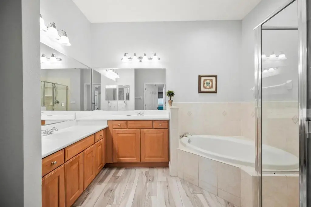 824 Cinnamon Beach, 3 Bedroom, Sleeps 8, Ocean Front, 2 Pools, Elevator
