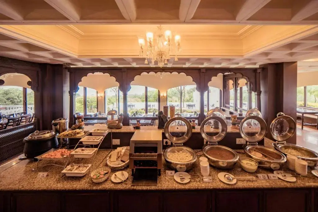 Hotel Hilltop Palace