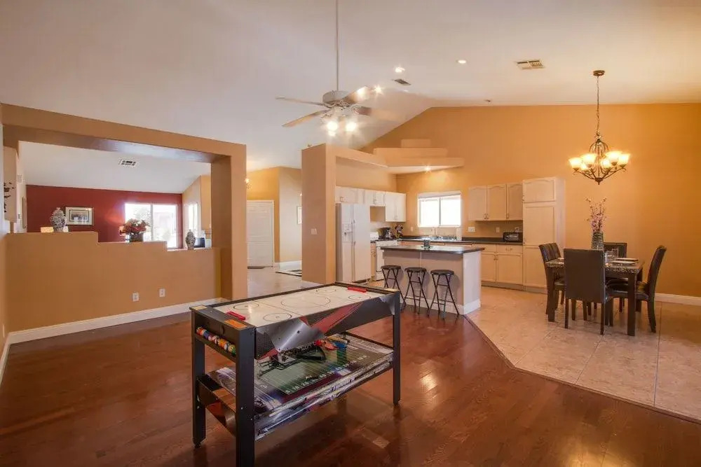 Beautiful Spacious House very Nice area