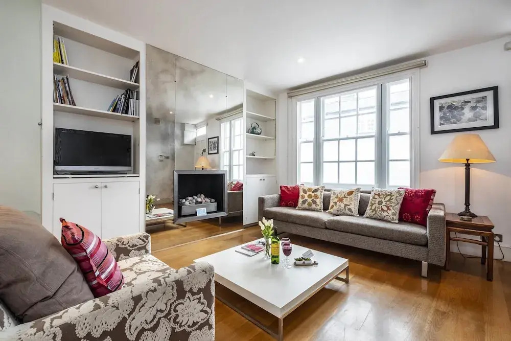 The Stunning Kenway Road House - AJE