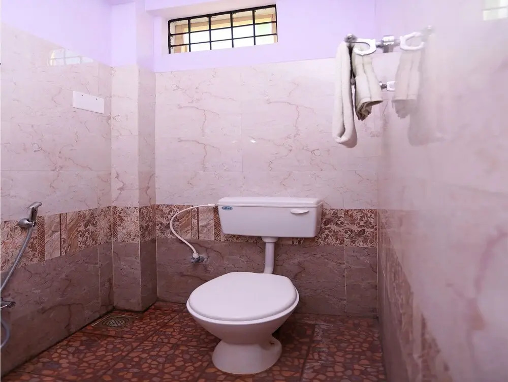 OYO 9583 Hotel Qinn