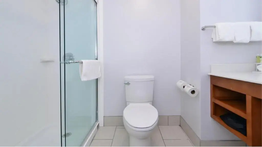 Holiday Inn Express & Suites Lexington Midtown - I-75 by IHG
