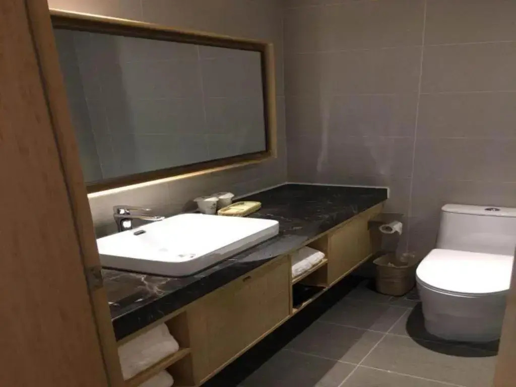 GreenTree Inn Jiangsu Lianyungang Hualian Building Business Hotel