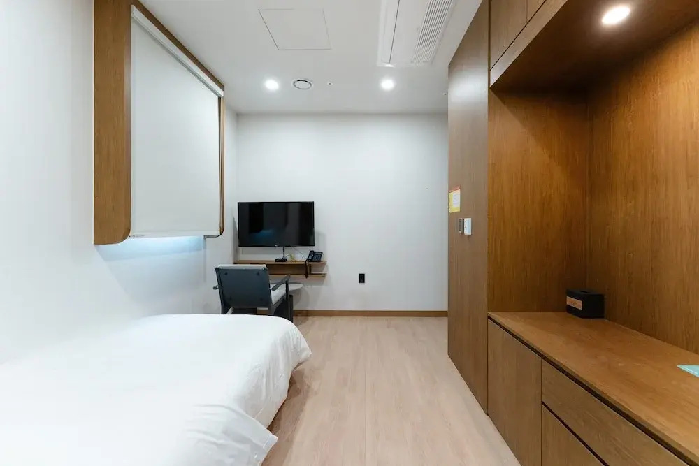Shilla Legacy Hotel