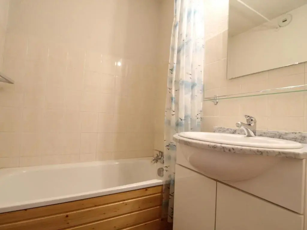 Appartement Lanslevillard, 2 pièces, 4 personnes - FR-1-508-201