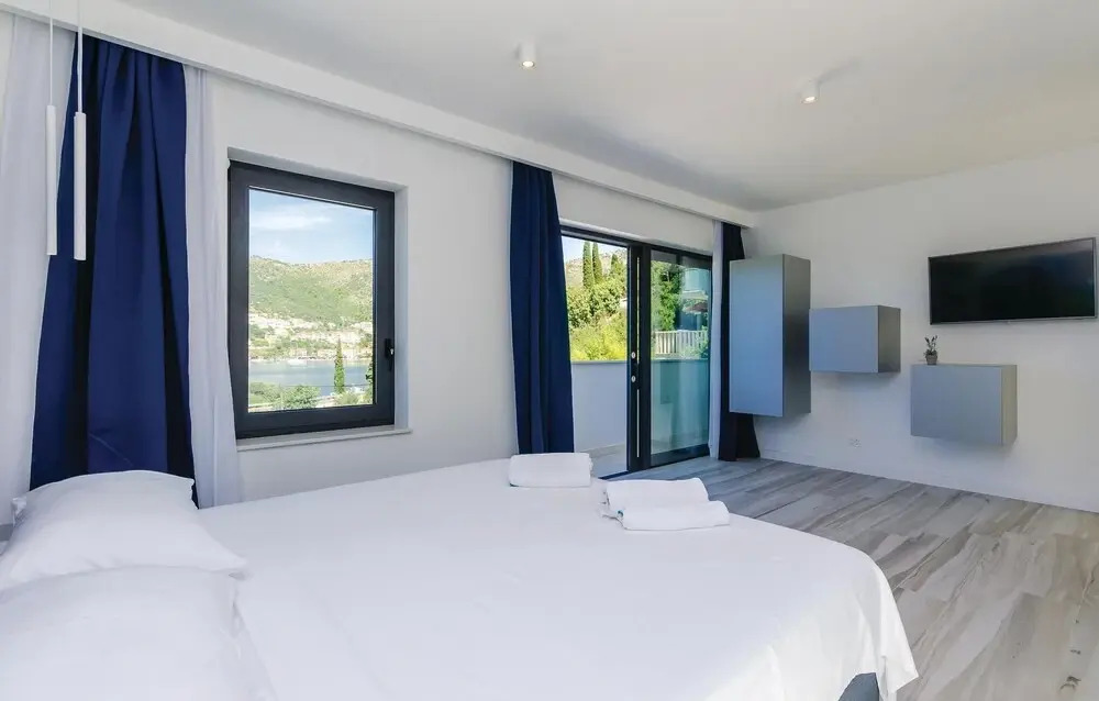Four-Bedroom Holiday Home In Zaton Mali