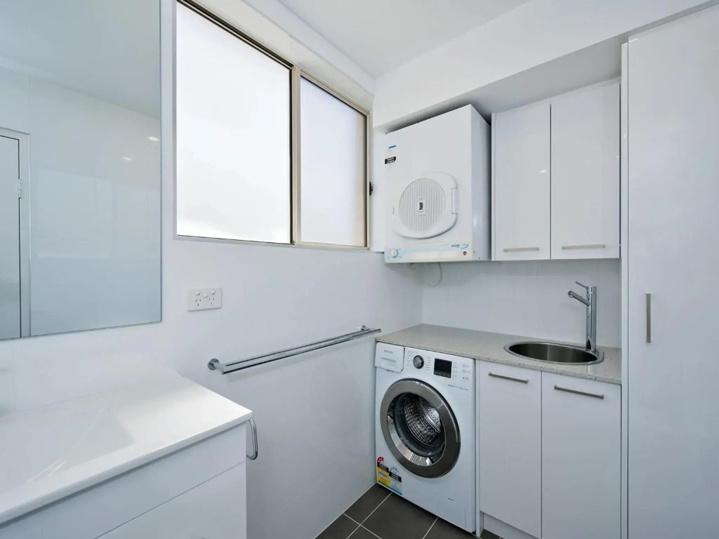 Shoal Bay Road, Del Rae, Unit 18, 25