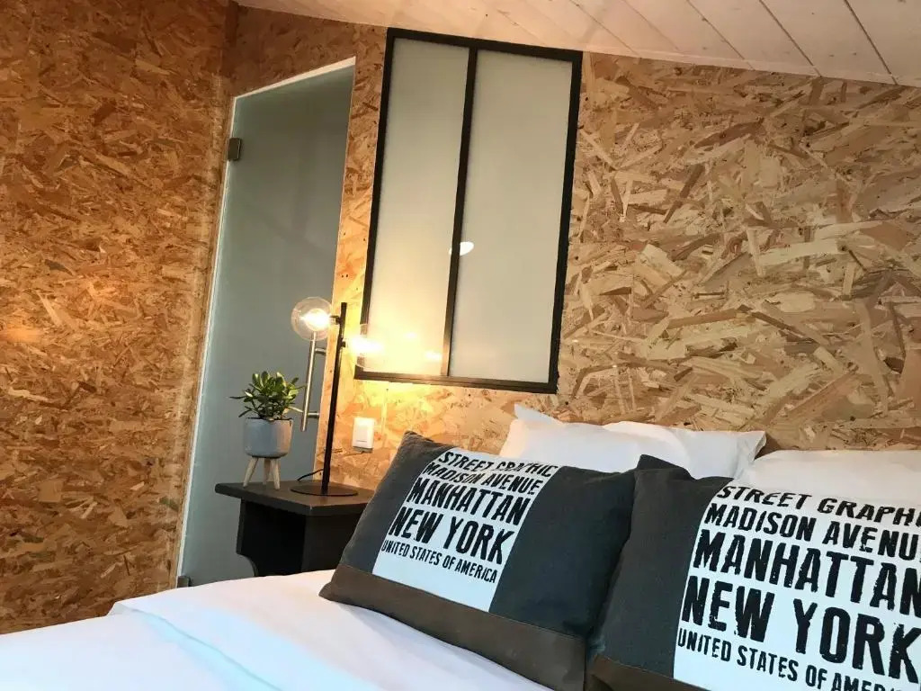 HOSTELLERIE DES BICHONNIERES