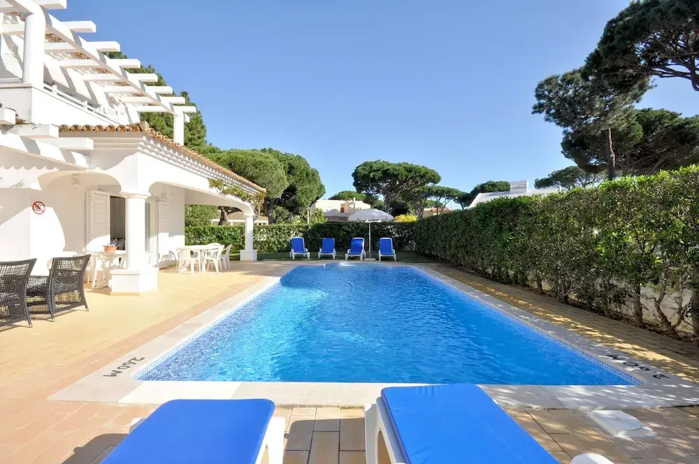 Charming Villa, Private Pool, Walking Distance to Centre, Free AC Wifi