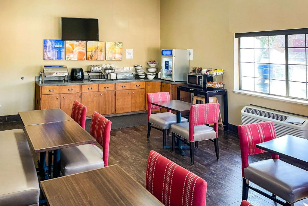 Comfort Inn & Suites Midtown