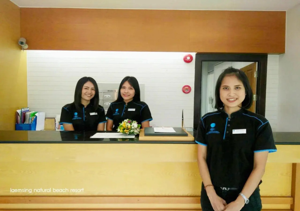 Laemsing Natural Beach Resort