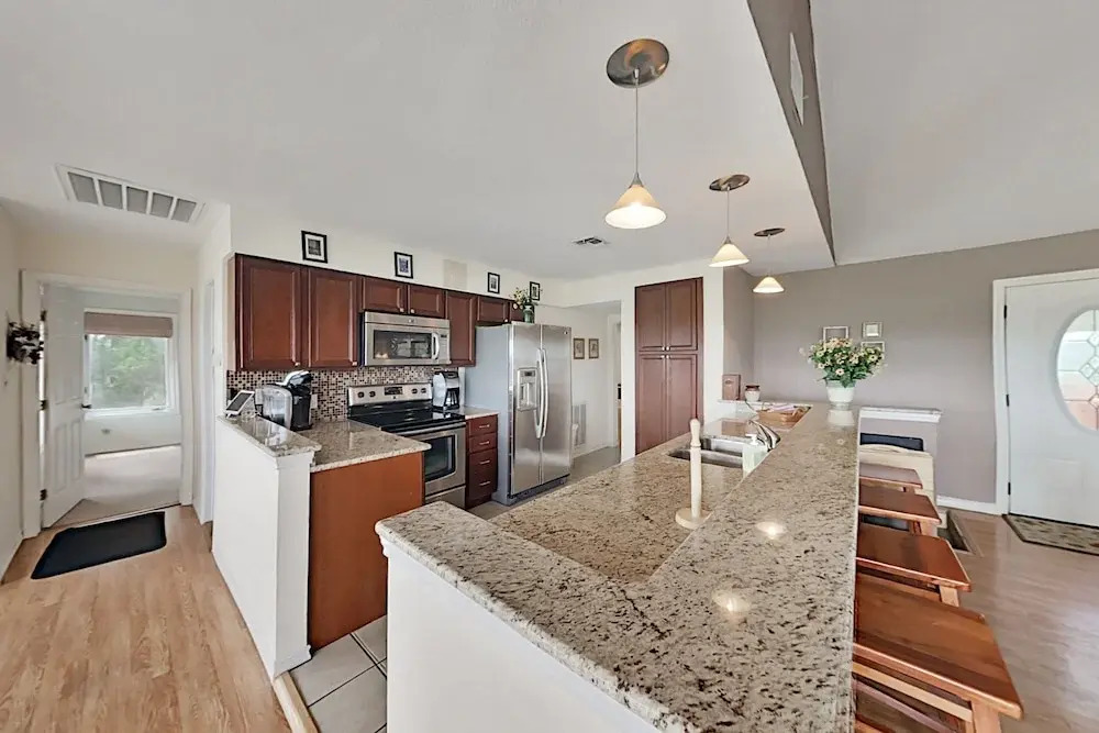 1151oakc 3 Bedroom Home