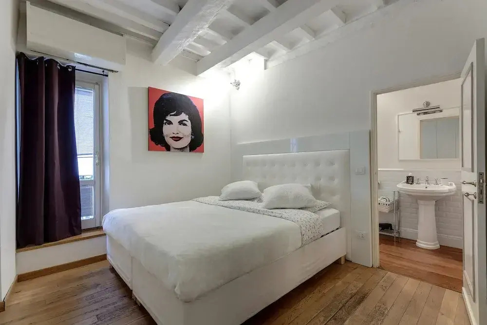 Central Duomo Apartment With Fast Wifi