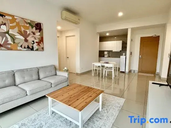 Icon6 Condo Conezion Ioi City Mall Putrajaya, Pool View
