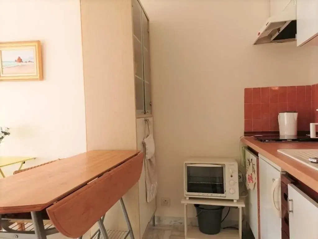 Appartement Cannes la Bocca, 1 pièce, 2 personnes - FR-1-609-19
