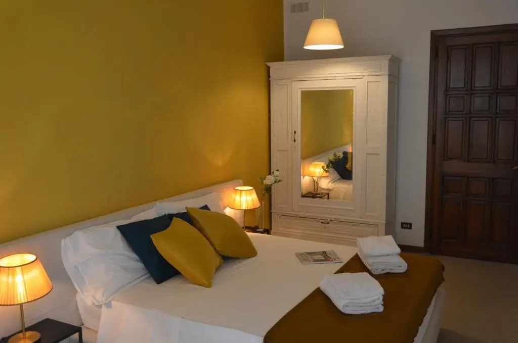 Villa Lia - Apartment in Villa with private garden and Pool