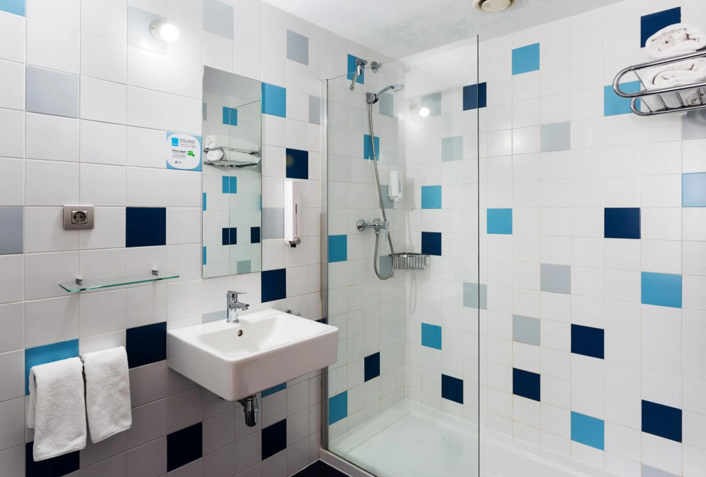 B&B HOTEL Granada