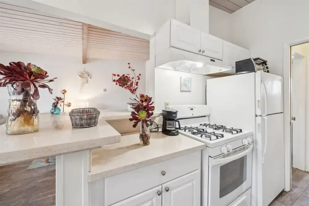 Beautiful 1 Bed Beach Condo #224 1 Bedroom Condo by Sunset Shores Condominiums