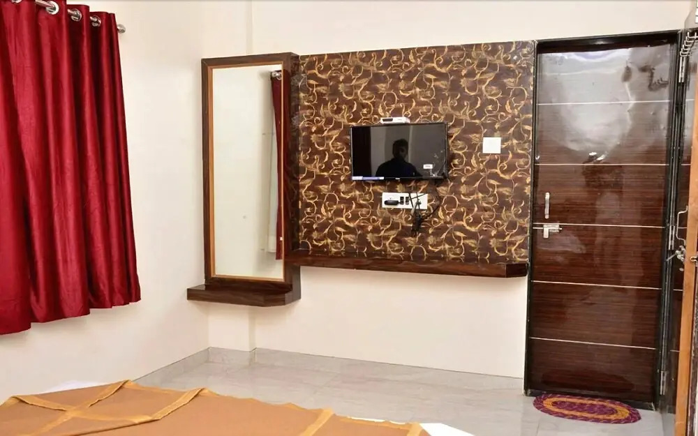 Hotel Sai SK Palace